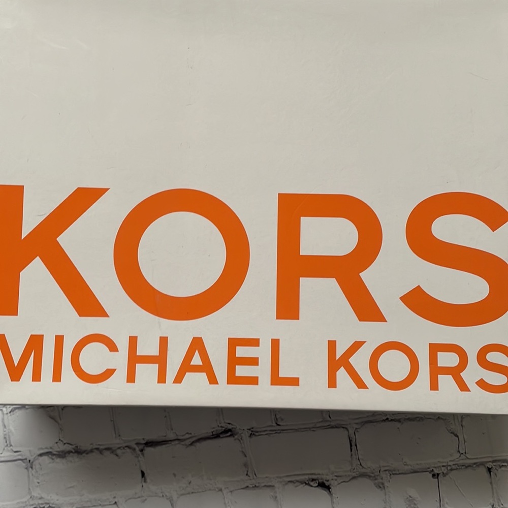 Michael Kors Lisa Boots Shiny Calf